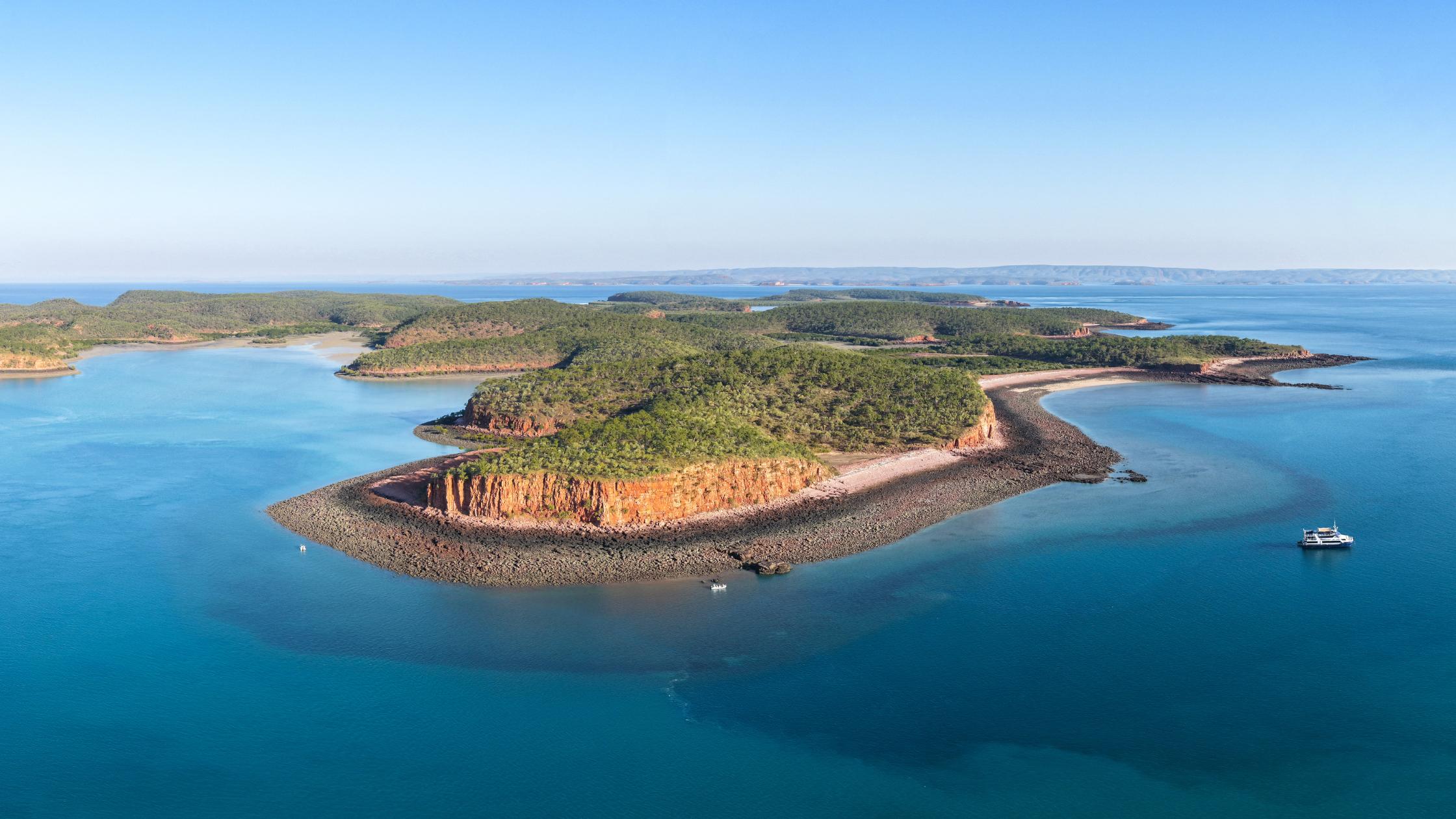 Kimberley Cruises with Discovery One: